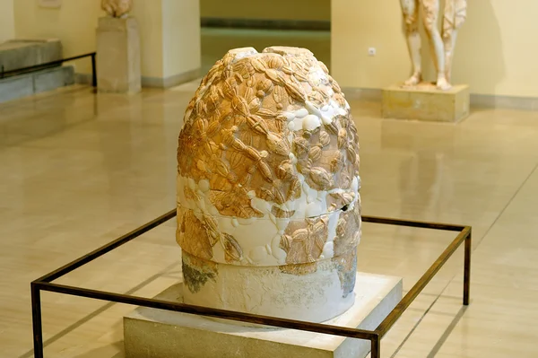 geri yüklenen omphalos taş