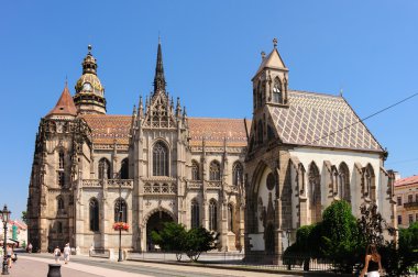 St. Elisabeth Katedrali ve St. Michael Şapel