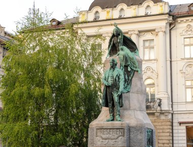 Ljubljana Preseren anıt