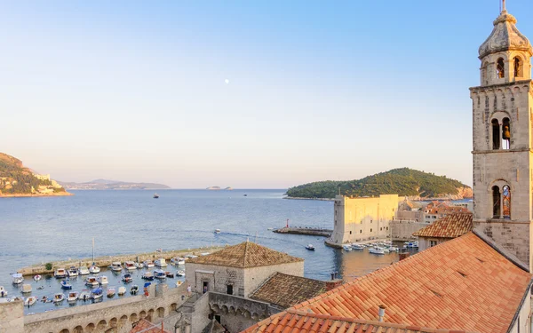 Beffroi du monastère dominicain de Dubrovnik — Photo