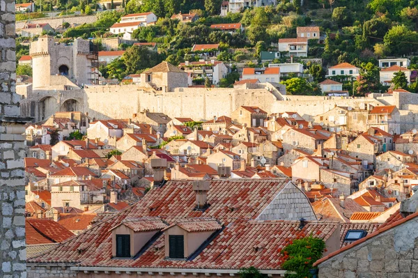 Toits de la vieille ville de Dubrovnik — Photo