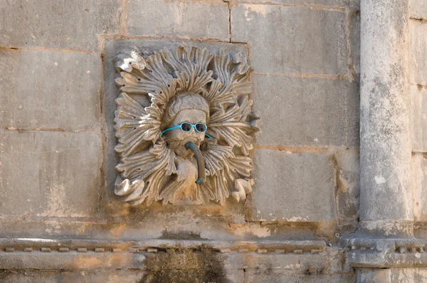 Dubrovnik grandes gafas de sol onofrio cara —  Fotos de Stock