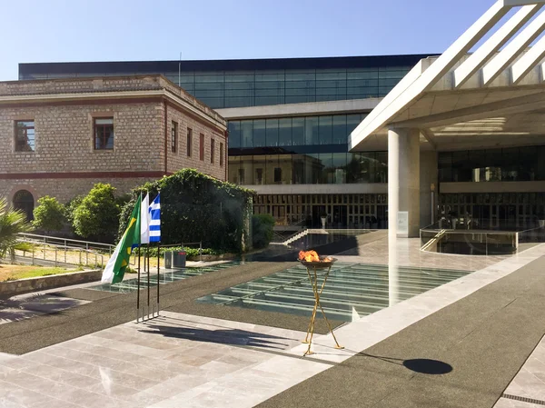 Olimpiyat meşalesinin Akropolis Müzesi'nde