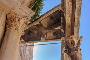 Split, Hırvatistan sütunlu payanda