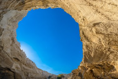 Melos Adası'ndaki Sykia Mağarası, Yunanistan