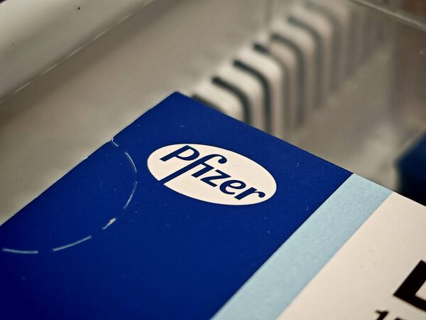 Прага, Чешская Республика - 9 июня 2025 года: DEPO-PROVERA by PFIZER, containing MEDROXYPROGESTERONE ACETATE, is an injectable contraceptive used for long-term birth control by preventing ovulation