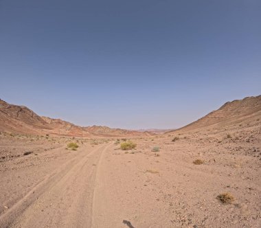 Wadi Rum Çölü Ürdün. Kızıl çöl ve Jabal Al Qattar dağı. Yıldız Savaşları, Arabistanlı Lawrence filmlerinin çekildiği ünlü filmler..