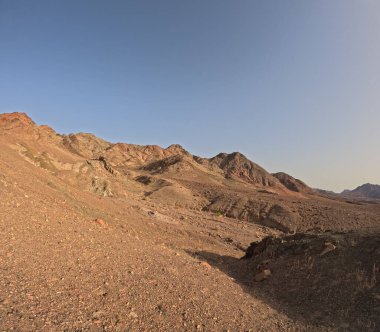 Wadi Rum Çölü Ürdün. Kızıl çöl ve Jabal Al Qattar dağı. Yıldız Savaşları, Arabistanlı Lawrence filmlerinin çekildiği ünlü filmler..