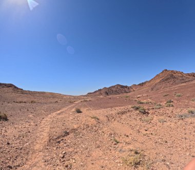 Wadi Rum Çölü Ürdün. Kızıl çöl ve Jabal Al Qattar dağı. Yıldız Savaşları, Arabistanlı Lawrence filmlerinin çekildiği ünlü filmler..