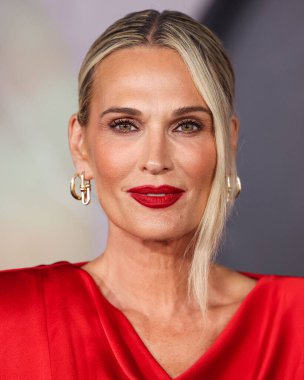 Amerikalı manken ve aktris Molly Sims, Netflix 'in' Frankenstein 'ının Los Angeles galasına 6 Ekim 2025' te Miracle Mile, Los Angeles, Kaliforniya, ABD 'deki Academy Museum of Motion Pictures' a geldi..