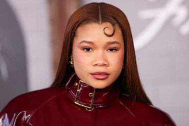 Amerikalı aktris Storm Reid, Netflix 'in' Frankenstein 'ın Los Angeles galasına 6 Ekim 2025' te ABD 'nin Los Angeles eyaletindeki Miracle Mile, Los Angeles, Kaliforniya' daki Academy Museum of Motion Pictures 'a geldi..