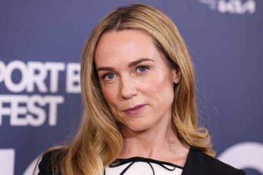 İrlandalı aktris Kerry Condon, 26. Newport Sahili Film Festivali Onur ve Variety 'nin 10 İzlenecek Oyuncusu' na 19 Ekim 2025 'te Newport Beach, Orange County, Kaliforniya, ABD' de düzenlenen Balboa Körfezi Tatil Köyü 'ne geldi..