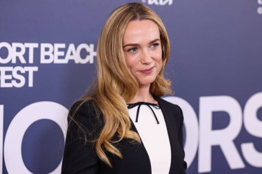 İrlandalı aktris Kerry Condon, 26. Newport Sahili Film Festivali Onur ve Variety 'nin 10 İzlenecek Oyuncusu' na 19 Ekim 2025 'te Newport Beach, Orange County, Kaliforniya, ABD' de düzenlenen Balboa Körfezi Tatil Köyü 'ne geldi..