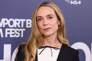 İrlandalı aktris Kerry Condon, 26. Newport Sahili Film Festivali Onur ve Variety 'nin 10 İzlenecek Oyuncusu' na 19 Ekim 2025 'te Newport Beach, Orange County, Kaliforniya, ABD' de düzenlenen Balboa Körfezi Tatil Köyü 'ne geldi..