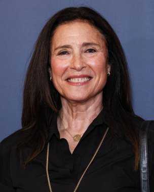 Amerikalı aktris Mimi Rogers, 19 Ekim 2025 'te ABD' nin Kaliforniya eyaletindeki Newport Beach, Orange County, Kaliforniya 'daki Balboa Körfezi Tatil Köyü' nde düzenlenen 26. Newport Sahili Film Festivali Onur ve Variety 'nin 10 Oyuncusu' na geldi..