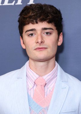 Kanadalı-Amerikalı aktör ve girişimci Noah Schnapp, 19 Ekim 2025 'te Newport Beach, Kaliforniya, ABD' deki Newport Beach 'te düzenlenen 26. Newport Beach Film Festivali Onur ve Variety' nin izlenecek 10 Oyuncusu 'na geldi..