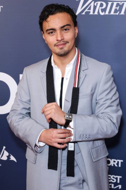 Amerikalı aktör Tonatiuh Elizarraraz, 19 Ekim 2025 'te Newport Beach, Kaliforniya, ABD' deki Newport Beach 'te düzenlenen 26. Newport Beach Film Festivali Onur ve Variety' nin izlenecek 10 Oyuncusu 'na geldi..