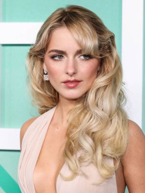 Paolo Sebastian SS25 RTW giyen Amerikalı aktris ve şarkıcı Mckenna Grace, Paramount Pictures 'ın 20 Ekim 2025' te Paramount Stüdyoları 'ndaki Paramount Tiyatrosu' nda düzenlenen 'ReGretting You' filminin Los Angeles Premiere 'ine ulaştı..