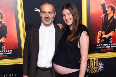 Ned Benson ve Michelle Ouellet, Canva tarafından sunulan 2025 AFI (Amerikan Film Enstitüsü) Festivali 'ne geldiler - 20. Yüzyıl Stüdyoları' nın 'Springsteen Deliver Me From Nowhere' adlı galasının açılışı 22 Ekim 2025 'te TCL Çin Tiyatrosu IMAX' te gerçekleşti.