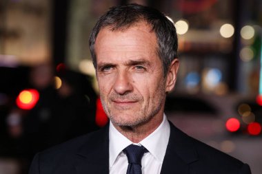 İngiliz film yapımcısı ve Heyday Films 'in kurucusu David Heyman, 23 Ekim 2025' te Hollywood, LA, CA, ABD 'deki TCL Çin Tiyatrosu IMAX' te düzenlenen Netflix 'in' Jay Kelly 'sinin 2025 AFI Fest Sunumu' na geldi.