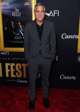 Amerikalı aktör, film yapımcısı, eylemci, insancıl George Clooney, 23 Ekim 2025 'te Hollywood, Los Angeles, Kaliforniya, ABD' de düzenlenen Netflix 'in' Jay Kelly 'sinin 2025 AFI Festivali' ne geldi..