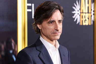 Amerikalı film yapımcısı Noah Baumbach, 23 Ekim 2025 'te Hollywood, Los Angeles, Kaliforniya' daki TCL Çin Tiyatrosu IMAX 'te düzenlenen Canva - Jay Kelly' nin galası tarafından sunulan 2025 AFI (Amerikan Film Enstitüsü) festivaline geldi.