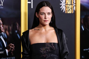 Amerikalı aktris Riley Keough, 23 Ekim 2025 'te Hollywood, Los Angeles, Kaliforniya, ABD' de düzenlenen TCL Çin Tiyatrosu IMAX 'te düzenlenen Netflix' in 'Jay Kelly' sinin galası olan Canva tarafından sunulan 2025 AFI (Amerikan Film Enstitüsü) festivaline geldi..