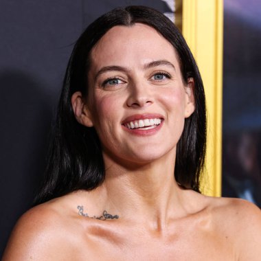 Amerikalı aktris Riley Keough, 23 Ekim 2025 'te Hollywood, Los Angeles, Kaliforniya, ABD' de düzenlenen TCL Çin Tiyatrosu IMAX 'te düzenlenen Netflix' in 'Jay Kelly' sinin galası olan Canva tarafından sunulan 2025 AFI (Amerikan Film Enstitüsü) festivaline geldi..