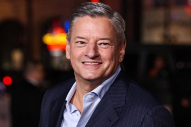 Netflix 'in Amerikalı işletme yöneticisi ve CEO' su Ted Sarandos, 23 Ekim 2025 'te Hollywood, Los Angeles' taki TCL Çin Tiyatrosu IMAX 'te düzenlenen Canva tarafından sunulan 2025 AFI (Amerikan Film Enstitüsü) festivaline geldi.   