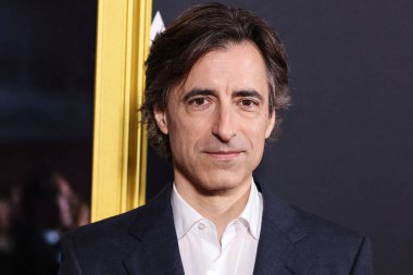 Amerikalı film yapımcısı Noah Baumbach, 23 Ekim 2025 'te Hollywood, Los Angeles, Kaliforniya' daki TCL Çin Tiyatrosu IMAX 'te düzenlenen Canva - Jay Kelly' nin galası tarafından sunulan 2025 AFI (Amerikan Film Enstitüsü) festivaline geldi.