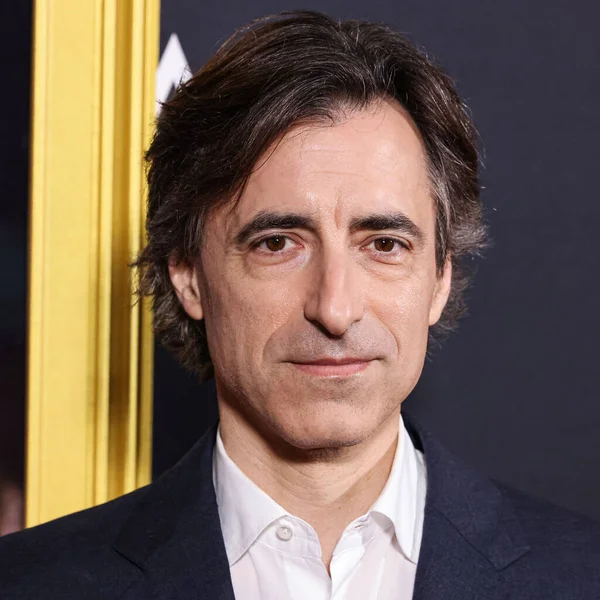 Amerikalı film yapımcısı Noah Baumbach, 23 Ekim 2025 'te Hollywood, Los Angeles, Kaliforniya' daki TCL Çin Tiyatrosu IMAX 'te düzenlenen Canva - Jay Kelly' nin galası tarafından sunulan 2025 AFI (Amerikan Film Enstitüsü) festivaline geldi.