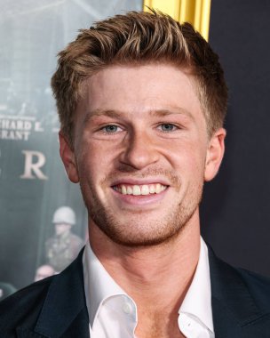 Avustralyalı vahşi yaşam fotoğrafçısı, çevreci, TV sunucusu, aktör ve hayvan bakıcısı Robert Irwin, Canva tarafından sunulan 2025 AFI (Amerikan Film Enstitüsü) Festivali 'ne geldi. 