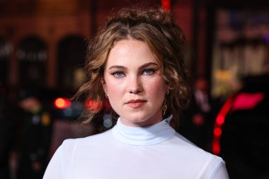 Amerikalı aktris Jess Gabor, 25 Ekim 2025 tarihinde Hollywood, Los Angeles, Kaliforniya, ABD 'de düzenlenen TCL Çin Tiyatrosu IMAX' te düzenlenen 2025 AFI (Amerikan Film Enstitüsü) Festivali 'ne Canva Sunar - Black Bear' ın 'Christy' sinin galası. 