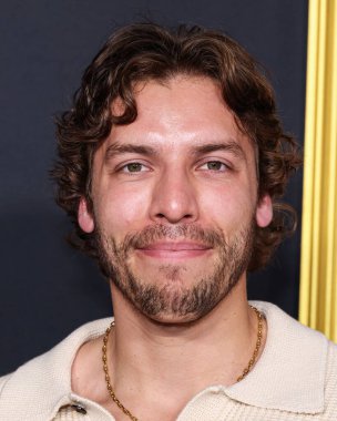 Amerikalı aktör ve fitness modeli Joseph Baena, Canva tarafından sunulan 2025 AFI (Amerikan Film Enstitüsü) Festivali 'ne 25 Ekim 2025' de TCL Çin Tiyatrosu IMAX 'te düzenlenen Black Bear' ın 'Christy' sinin galasına geldi.