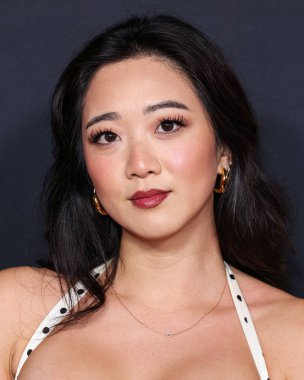 Lisa Wei, 25 Ekim 2025 'te Hollywood, Los Angeles, Kaliforniya, ABD' de düzenlenen TCL Çin Tiyatrosu IMAX 'te düzenlenen 2025 AFI (Amerikan Film Enstitüsü) Festivali' nde Canva Sunar - Black Bear 'ın' Christy 'sinin galası.          