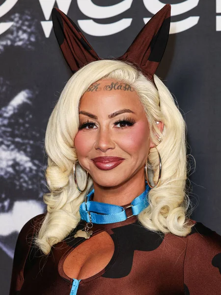 Amerikalı model ve TV kişisi Amber Rose, 25 Ekim 2025 'te ABD' nin Kaliforniya eyaletinin Los Angeles kentinde düzenlenen 6.. 