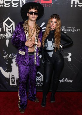 Matt Kiatipis ve Hannah Stocking, 25 Ekim 2025 'te ABD' nin Kaliforniya eyaletinin Los Angeles kentinde düzenlenen 6.. 