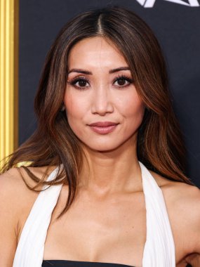 Asya kökenli Amerikalı aktris Brenda Song, Canva tarafından sunulan 2025 AFI (Amerikan Film Enstitüsü) Festivali 'ne 26 Ekim 2025' te Hollywood 'daki TCL Çin Tiyatrosu IMAX' te düzenlenen Odak Özellikleri 'nin' Song Sung Blue 'galası ile geldi.