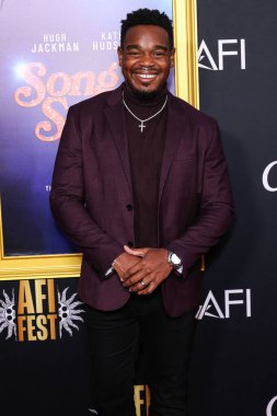 Dexter Darden, Canva tarafından sunulan 2025 AFI (Amerikan Film Enstitüsü) Festivali 'ne 26 Ekim 2025' te Hollywood, Los Angeles, Kaliforniya 'daki TCL Çin Tiyatrosu IMAX' ta düzenlenen Focus Filmlerinin 'Song Sung Blue' filminin kapanış gecesi galasına geldi.