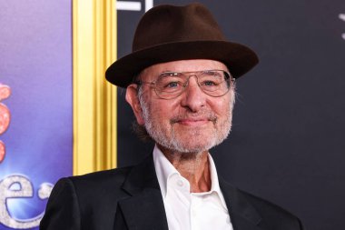 Amerikalı aktör, yönetmen, yapımcı, yazar ve aktivist Fisher Stevens, Canva tarafından sunulan 2025 AFI (Amerikan Film Enstitüsü) Festivali 'ne geldi - Odak Özelliklerinin Kapanış Gecesi galası' nın IMAX Çin Tiyatrosu 'nda düzenlenen' Song Sung Blue ' 