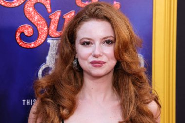 Francesca Capaldi, 26 Ekim 2025 'te Hollywood, Los Angeles' taki TCL Çin Tiyatrosu IMAX 'te düzenlenen Odak Özellikleri' Song Sung Blue 'nun Kapanış Gecesi Galası' nı Canva Sunar.