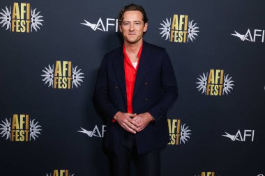 Amerikalı aktör Lewis Pullman, Kanva Tarafından sunulan 2025 AFI (Amerikan Film Enstitüsü) Festivali 'ne 26 Ekim 2025' te Hollywood 'da TCL Çin Tiyatrosu' nda gerçekleştirilen Searchlight Pictures 'ın' The Testament of Ann Lee 'adlı filminin özel gösterimiyle geldi.