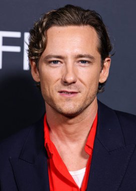 Amerikalı aktör Lewis Pullman, Kanva Tarafından sunulan 2025 AFI (Amerikan Film Enstitüsü) Festivali 'ne 26 Ekim 2025' te Hollywood 'da TCL Çin Tiyatrosu' nda gerçekleştirilen Searchlight Pictures 'ın' The Testament of Ann Lee 'adlı filminin özel gösterimiyle geldi.