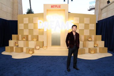 Kanadalı aktör, dublör, yazar ve avukat Simu Liu, Netflix 'in 28 Ekim 2025' te Hollywood 'da düzenlenen 