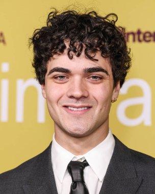 Kanadalı şarkıcı, söz yazarı ve YouTuber Alexander Stewart, 29 Ekim 2025 'te Hollywood, Los Angeles, Kaliforniya, ABD' de Nya Gomez stüdyolarında düzenlenen Selena Gomez 'in düzenlediği 3..    