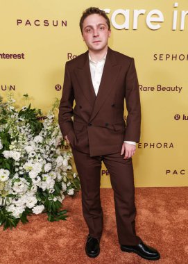 Jake Shane, 29 Ekim 2025 'te Hollywood, Los Angeles, Kaliforniya, ABD' de Nya Gomez stüdyolarında düzenlenen Selena Gomez 'in düzenlediği 3. Yıllık Ender Etki Fonu Yardım 2025' e geldi..  