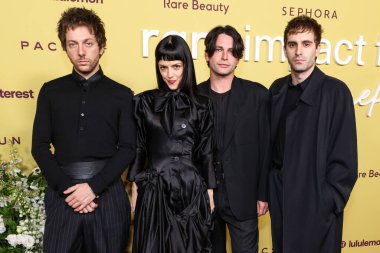 The Marias 'tan Josh Conway, Maria Zardoya, Edward James ve Jesse Perlman, Selena Gomez' in 29 Ekim 2025 'te Hollywood, Los Angeles, Kaliforniya, ABD' deki Nya stüdyolarında düzenlediği 3.. 