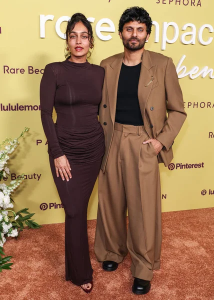 Radhi Devlukia-Shetty ve Jay Shetty, Nya Gomez 'in 29 Ekim 2025' te Batı Hollywood, Los Angeles, Kaliforniya, ABD 'de düzenlenen Nya Gomez stüdyolarında düzenlediği 3..  