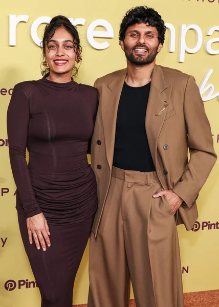 Radhi Devlukia-Shetty ve Jay Shetty, Nya Gomez 'in 29 Ekim 2025' te Batı Hollywood, Los Angeles, Kaliforniya, ABD 'de düzenlenen Nya Gomez stüdyolarında düzenlediği 3..  