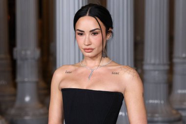 Demi Lovato, 1 Kasım 2025 'te Los Angeles County Museum Row, Miracle Mile, Los Angeles, Kaliforniya, ABD' de düzenlenen Gucci tarafından sunulan 14. Geleneksel LACMA Sanat Müzesi 'ne (Los Angeles İlçe Sanat Müzesi) ulaştı..